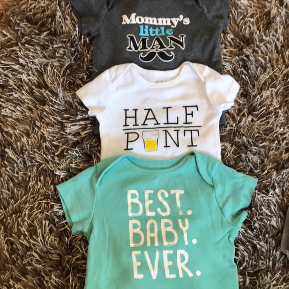 14 Items •Baby Boy Graphic Tees• 3-6 months - Picture 3 of 8